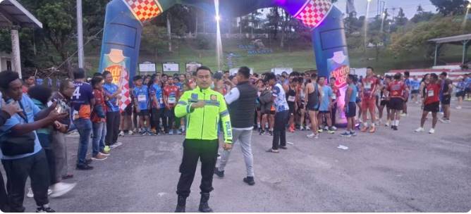  Polres Simalungun Gelar Pengamanan Ketat, Ratusan Peserta Meriahkan Run Fun Parapat 2026 Bank Sumut