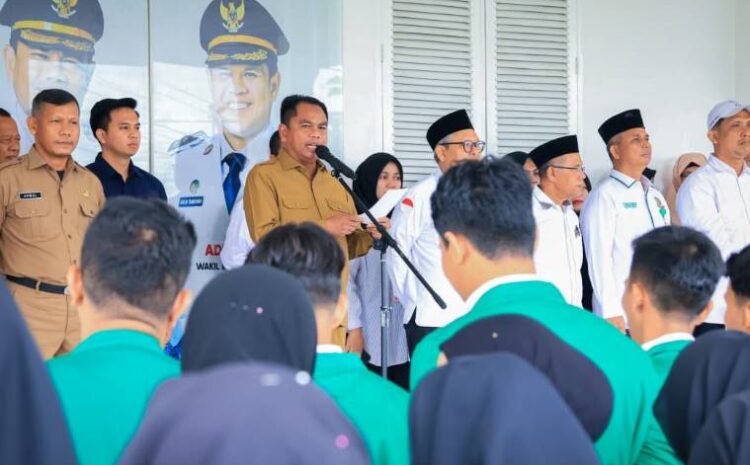  Lepas Ratusan Mahasiswa KKN UMN Al-Washliyah, Bupati Sergai: Gali Potensi Desa Untuk Wujudkan Visi Pembangunan