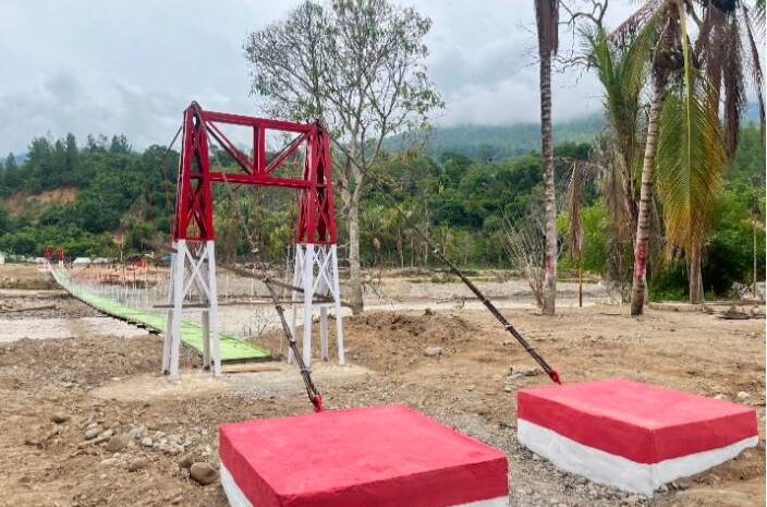  Pembangunan Jembatan Perintis Reje Payung Tuntas, Safrizal Acungkan Jempol untuk Prajurit TNI