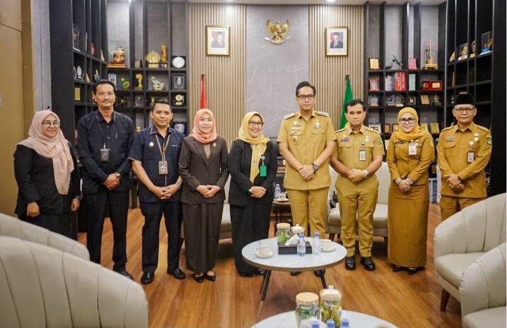 Rico Waas dan Ketua Pengadilan Agama Medan Bahas Penguatan MoU Perlindungan Hak Anak dan Perempuan Pasca Perceraian ASN