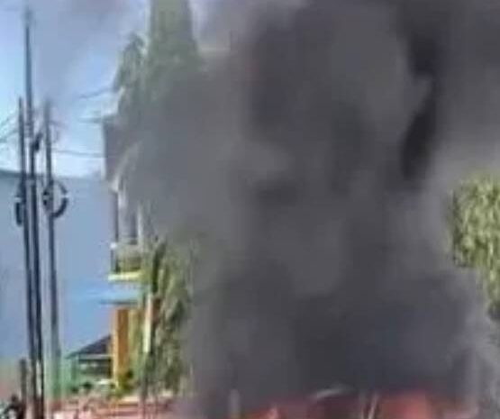  Xenia Terbakar Usai Isi BBM di SPBU Hamparan Perak, Dua Orang Terluka