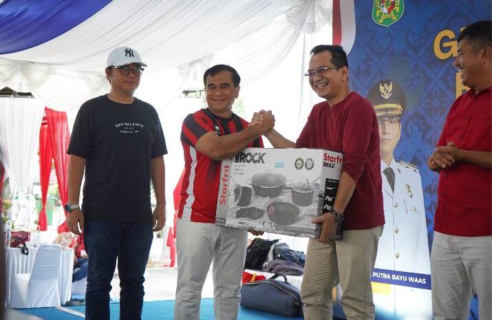  Dinas Pendidikan dan Kebudayaan Medan Juara Umum Semarak Korpri Gebyar Kemerdekaan RI