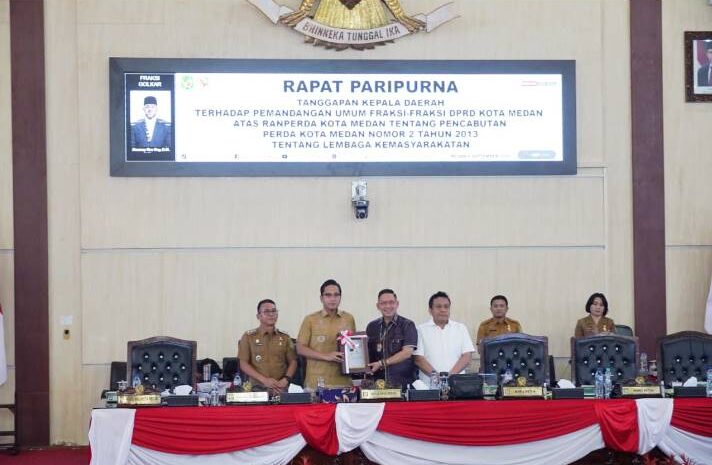  Tanggapi Pandangan Fraksi DPRD, Rico Waas Jelaskan Alasan Pencabutan Perda Nomor 2 Tahun 2013