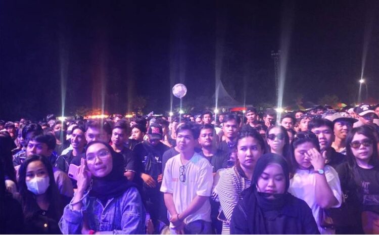  Alun – Alun Rujab Dipadati Lautan Manusia, Pesta Rakyat Hut Ke-25 Demokrat Berlangsung di Morowali NDX AKA